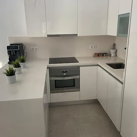 Apartment Tunos 94 *